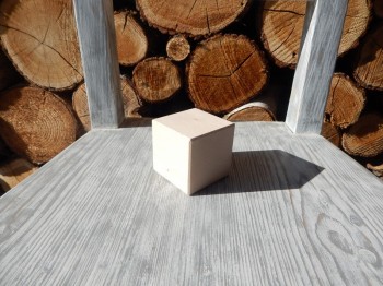Dřevěná kostka 6 x 6  cm buk 