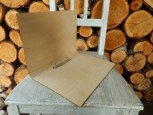 Desky dřevěné závěsné velké A4