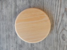 Dřevěná podložka masiv 10 cm,  síla 1 cm 