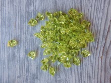 Kamínky dekorativní krystaly olivové 1,5 cm 95 gr