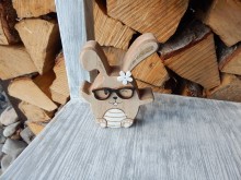 Dekorace králíček kluk brýle 12 cm 