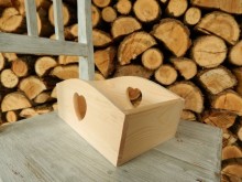 Dřevěná krabička  podnos srdce menší