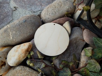 Dřevěné závěsné kolečko  9 cm