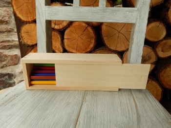 Dřevěná krabička penálek vysouvací
