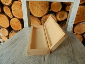 Dřevěná krabička penálek bez přihrádek