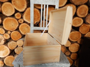 Dřevěná truhlička velká přírodní