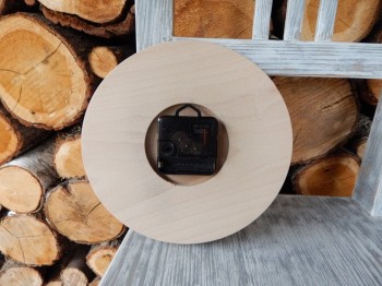 Dřevěné hodiny masivní kulaté 20 cm 