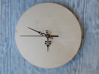 Dřevěné hodiny kulaté 21 cm vřetně strojku