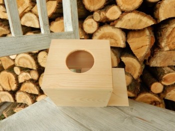 Dřevěná krabička na kapesníky typ II dřevo