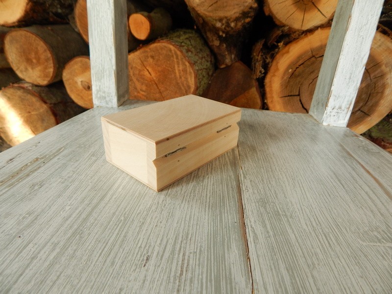 Dřevěná krabička obdelníček 10 x 6 x 3,7 cm 