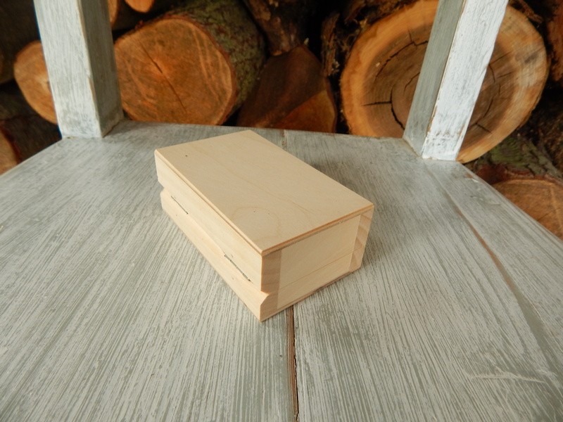 Dřevěná krabička obdelníček 10 x 6 x 3,7 cm 