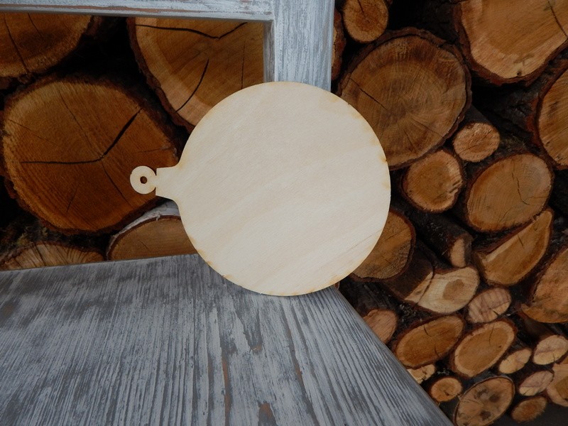 Dřevěná ozdoba střední 15,5 cm 