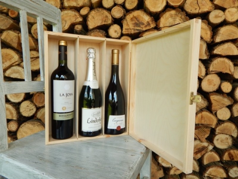 Dřevěná krabička na 3 lahve
