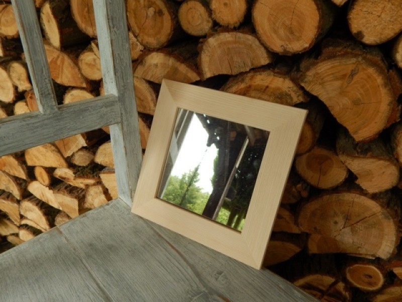 Dřevěné zrcadlo 16 x 16 cm český výrobek